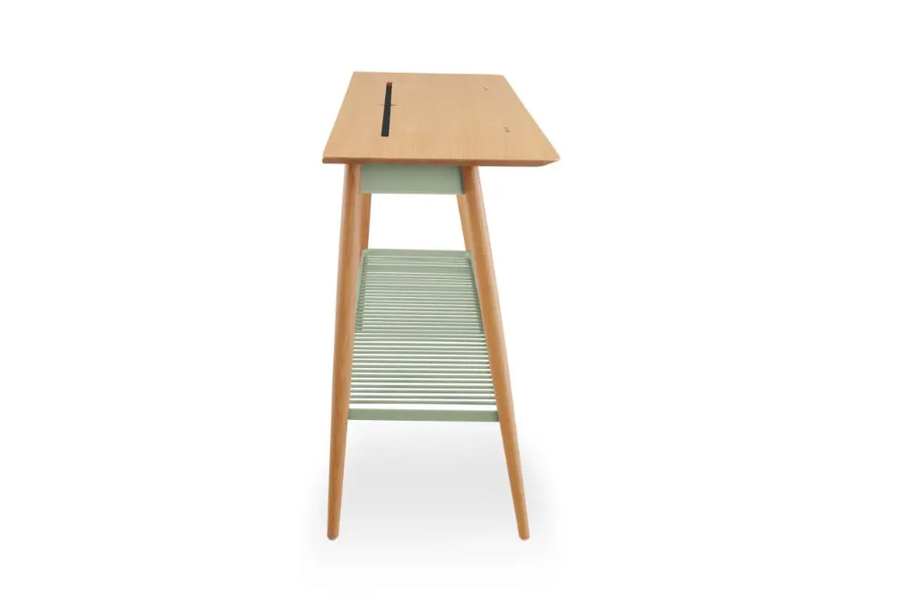 5 - Commons Veneer - Window High Table with Slot_VRO_SA.webp