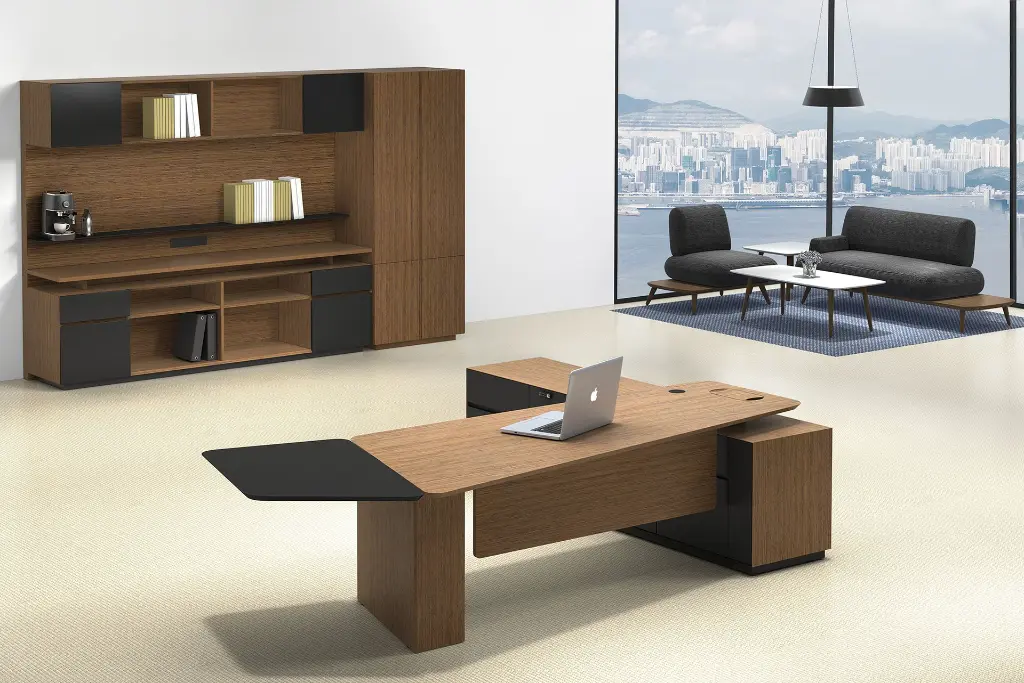 002_5 - Executive_0.webp